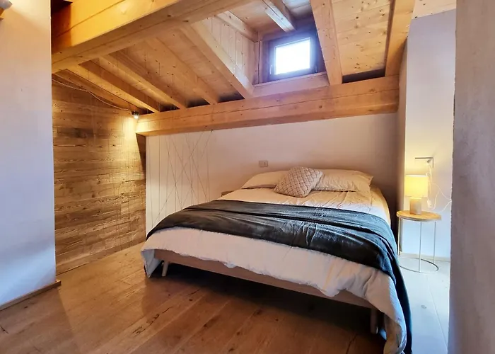 Alpine Chic Retreat 公寓 库马约尔