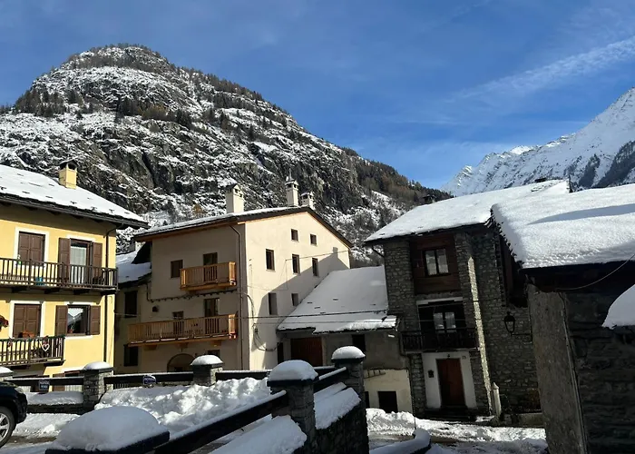 Alpine Chic Retreat 公寓 库马约尔