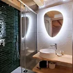 Alpine Chic Retreat Apartment Courmayeur