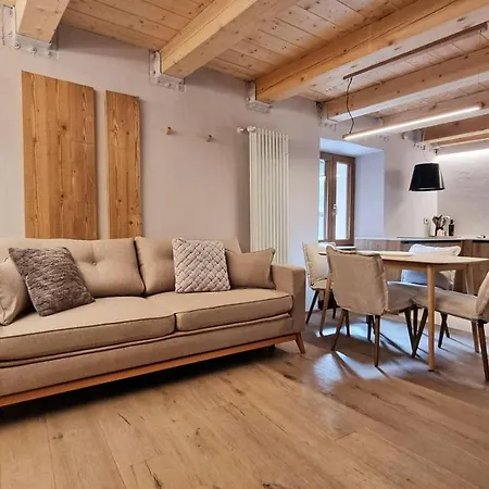 Alpine Chic Retreat * Courmayeur