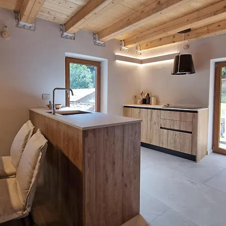 Alpine Chic Retreat Apartamento *